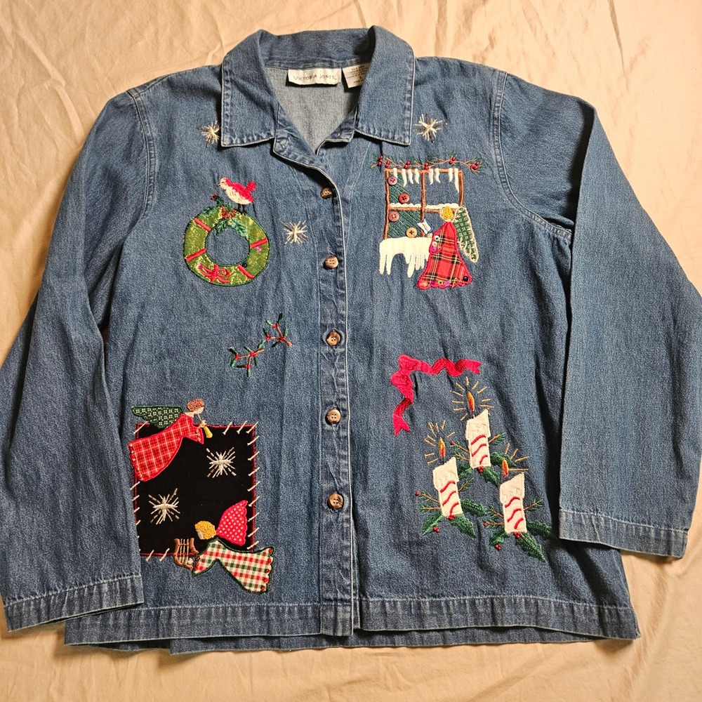 Victoria Jones Vintage Christmas Denim Shirt‎ Large Beaded Embroidered Patchwork